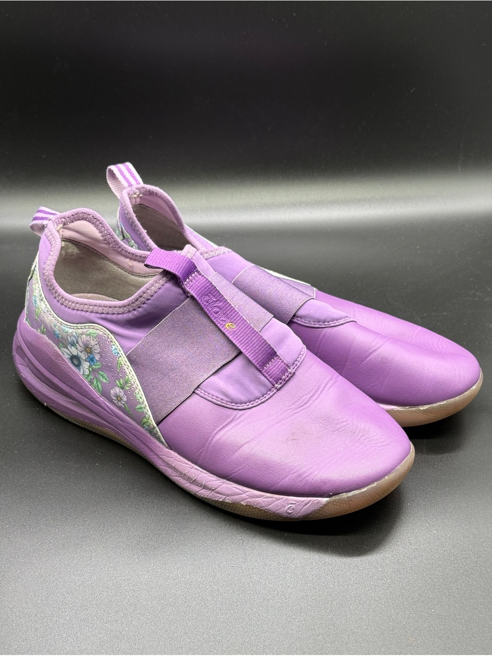 Clove Solo Nursing Shoes Women's 10 Floral Slip On Festive Lavender Workwear